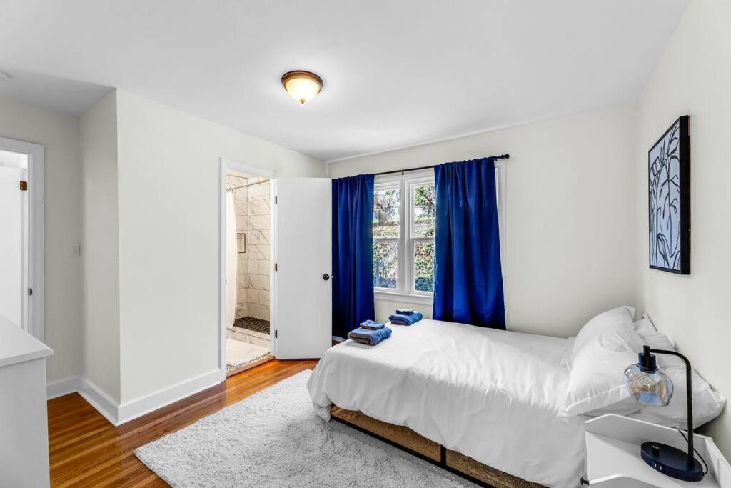 Fully Renovated 4 Bed Buena Vista House Near Wfu Villa Winston-Salem Bagian luar foto